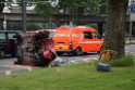 Schwerer VU Pkw Baum Koeln Deutz Messekreisel P239